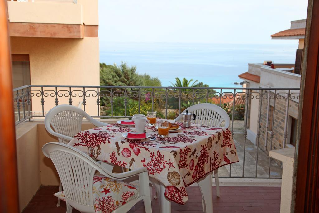 La Contessa Aparthotel Санта Тереза Галура Стая снимка