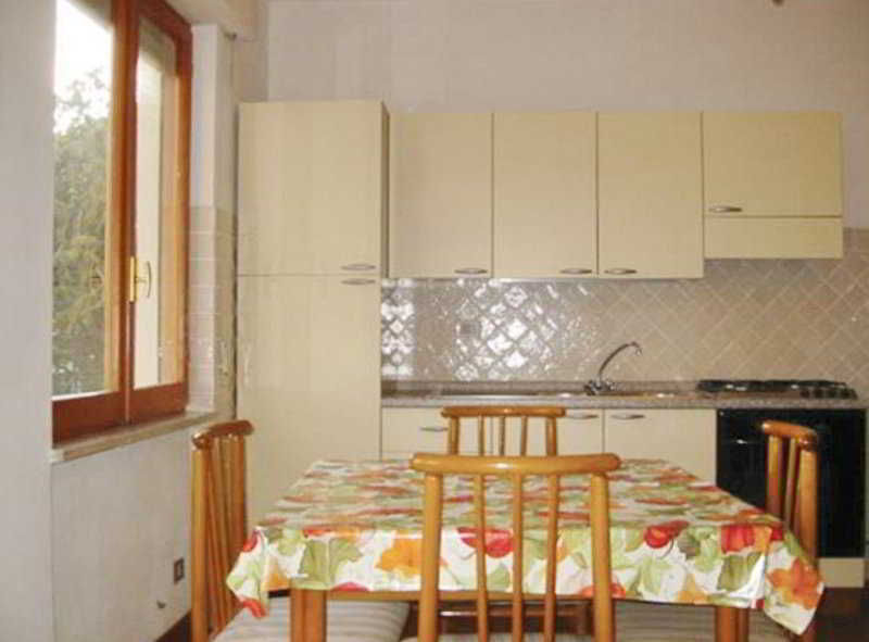 La Contessa Aparthotel Санта Тереза Галура Екстериор снимка